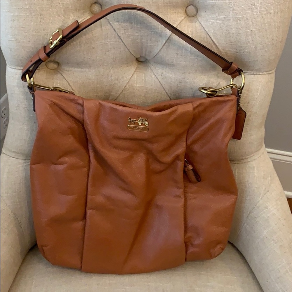 Gorgeous tan Coach bag
